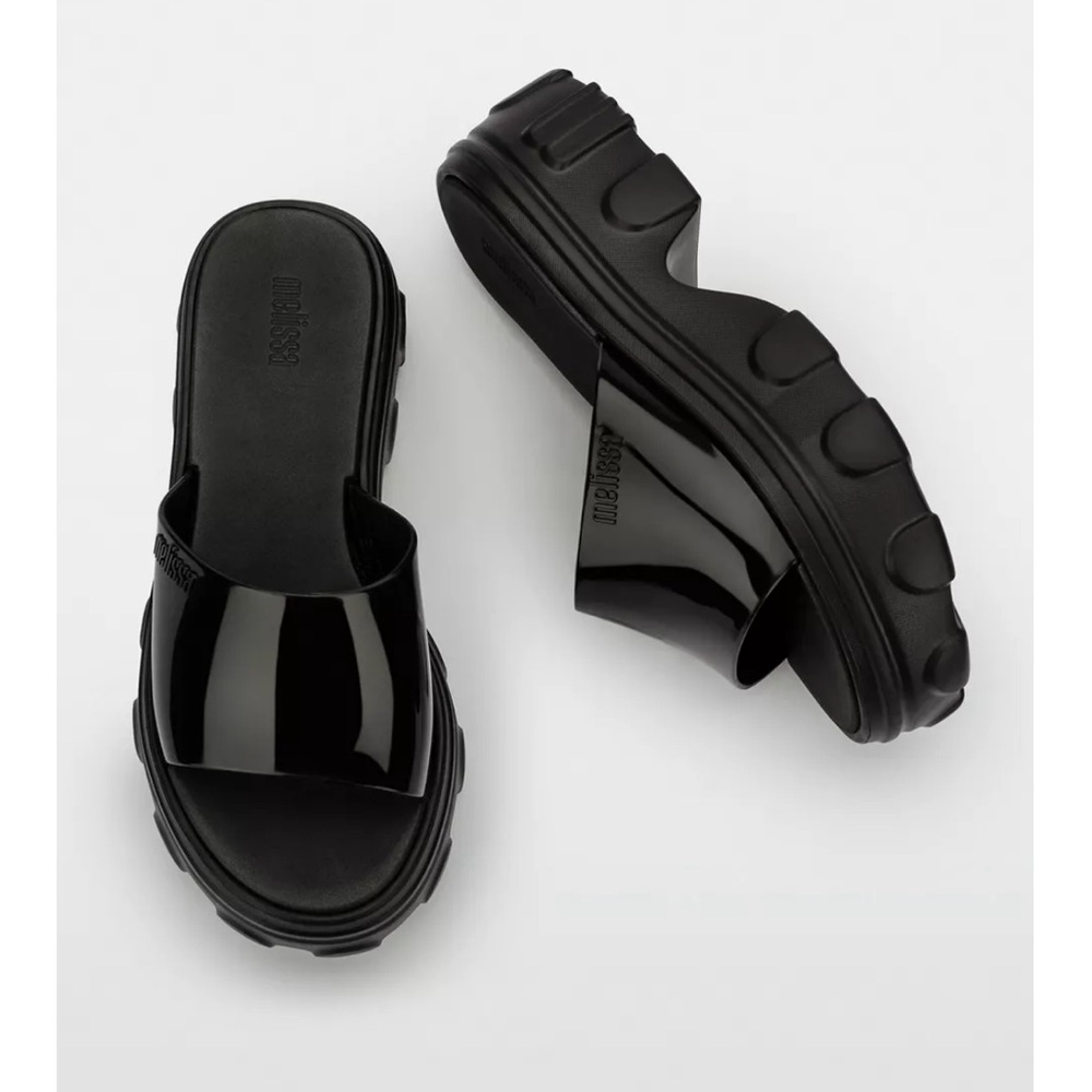 Melissa Ella Black Chinky Slide